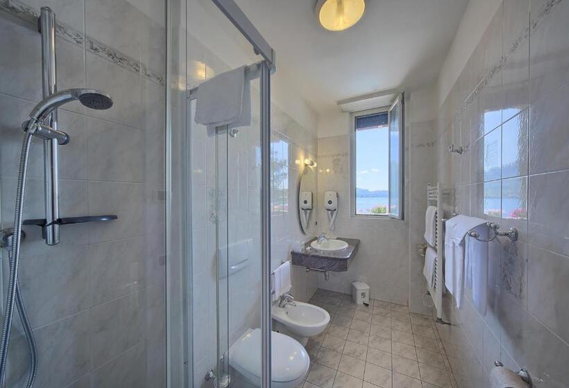 Номер Стандарт Вид на Озеро, Residence Zust