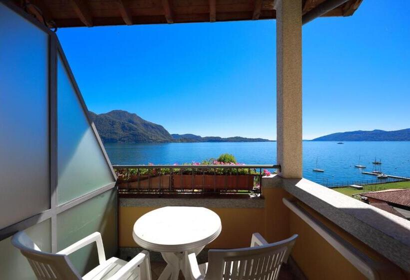 اتاق استاندارد چهار تخته, Residence Zust