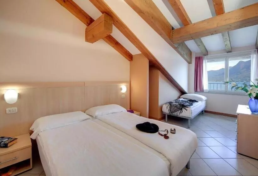 1ベッドルームペントハウスアパート, Residence Zust