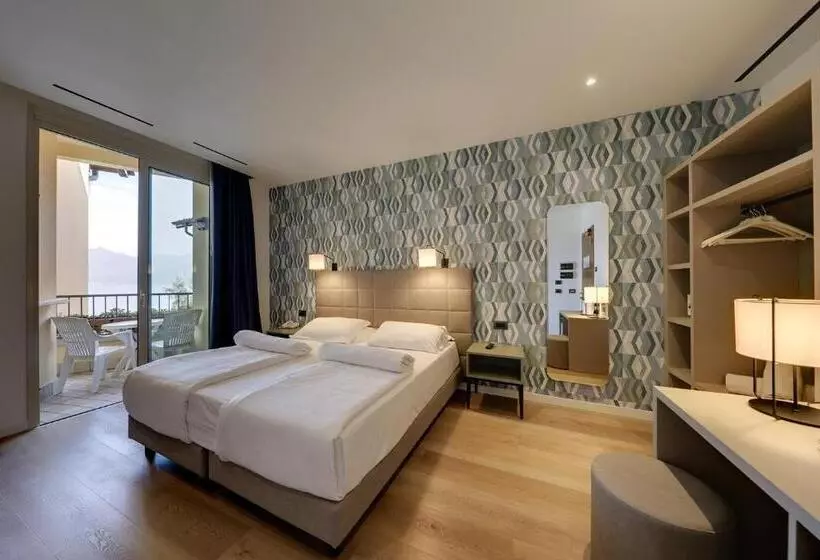 スーペリアールーム, Residence Zust