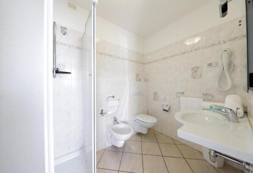 آپارتمان 1 خوابه, Residence Zust