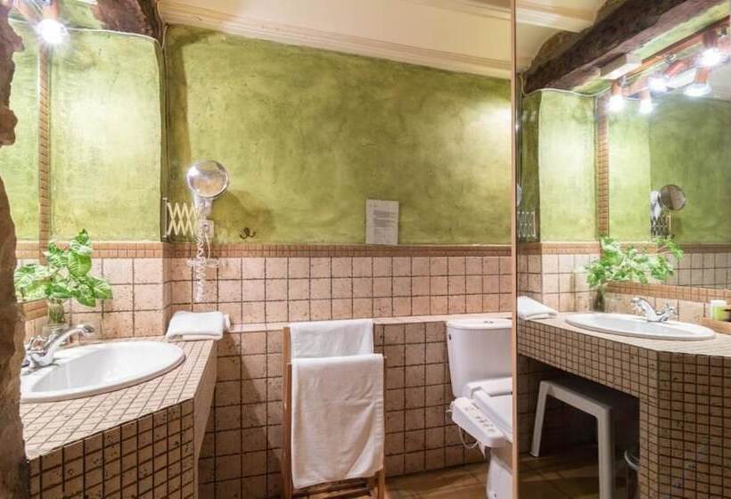 Люкс, El Jardín Vertical