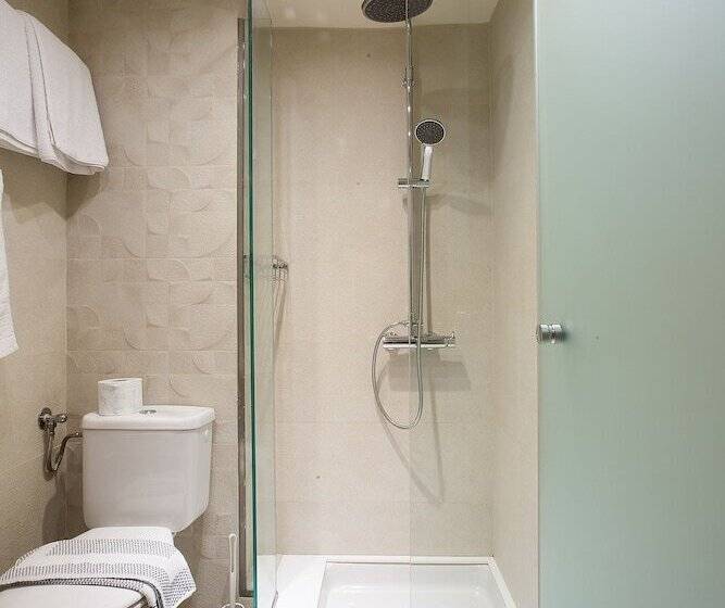 חדר סטנדרט, Telesilla