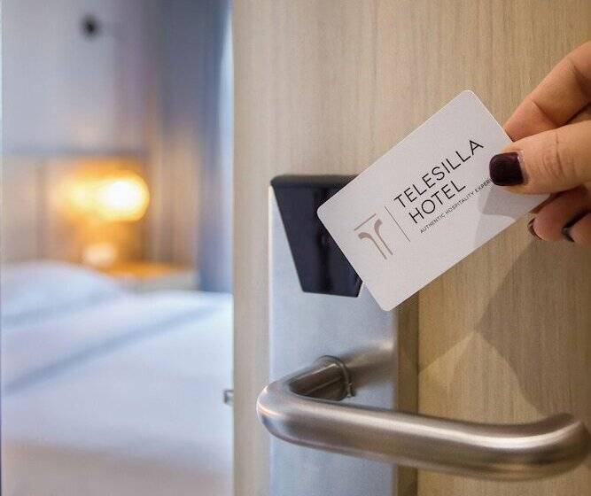 חדר סטנדרט, Telesilla