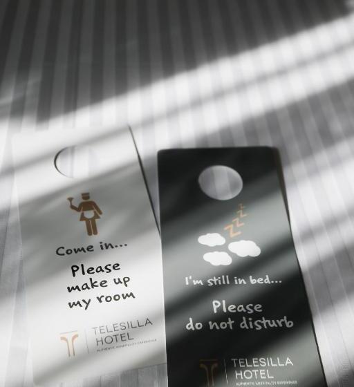 חדר משפחתי, Telesilla