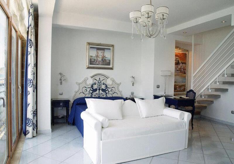 جناح مطلّ علي البحر, Villa Sirio