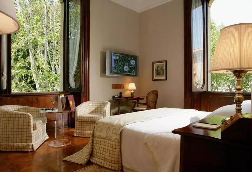 اتاق رمانتیک, Villa Spalletti Trivelli