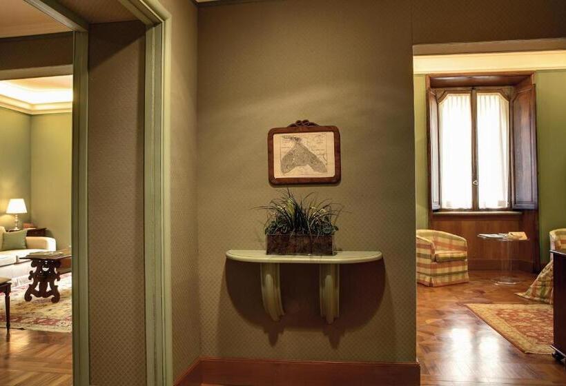 سوییت لوکس, Villa Spalletti Trivelli