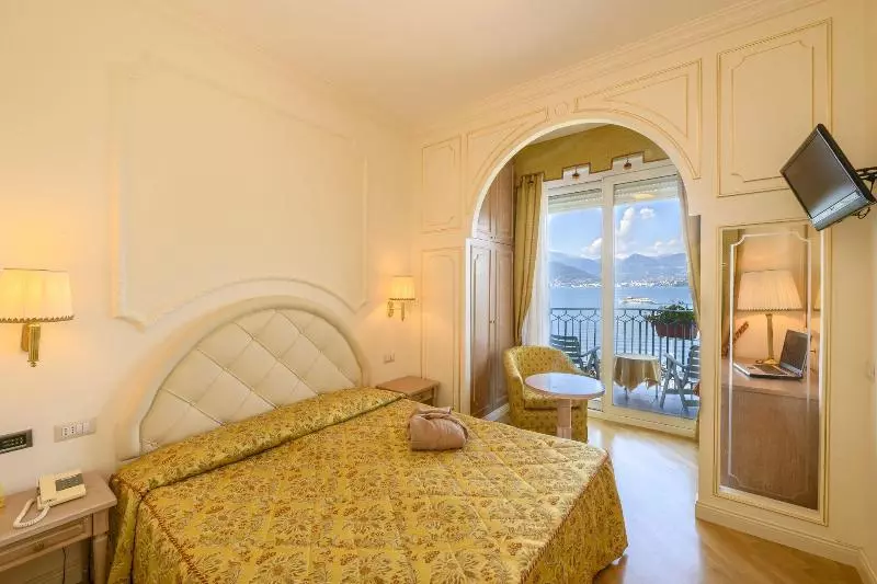 سوییت جونیور, Villa Spalletti Trivelli