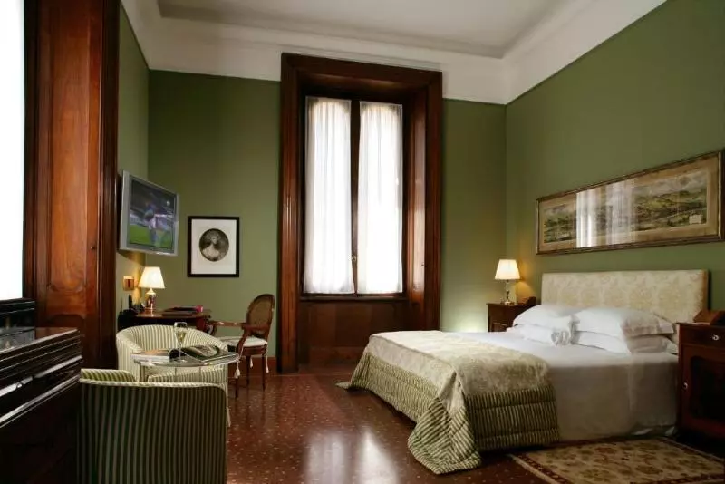 سوییت لوکس, Villa Spalletti Trivelli
