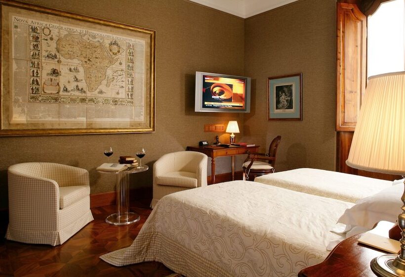 اتاق رمانتیک, Villa Spalletti Trivelli