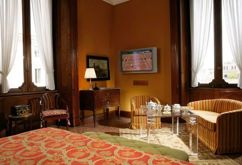 سوییت جونیور, Villa Spalletti Trivelli