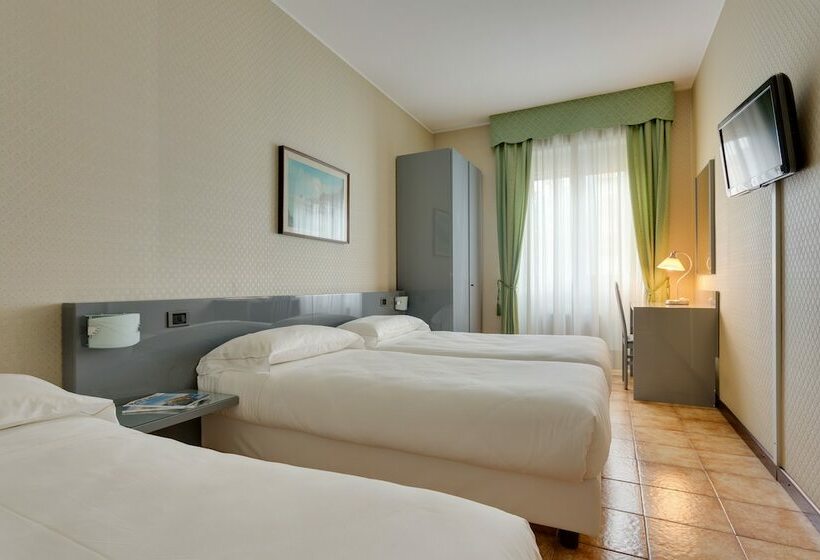 标准三人间, Kleos Hotel Milano By Kleos Group Collection