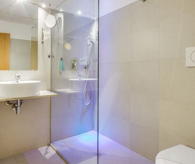 标准三人间, Kleos Hotel Milano By Kleos Group Collection