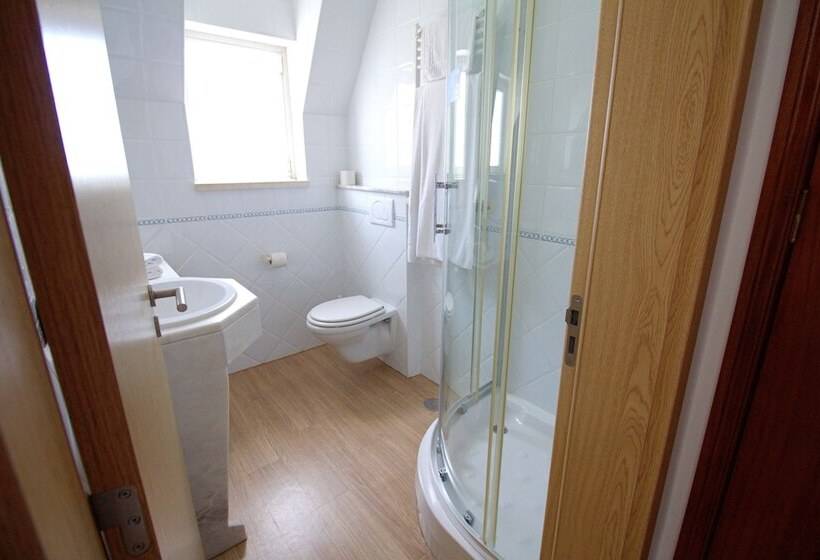 اتاق سوپریور با چشمانداز دریا, WOT Ericeira