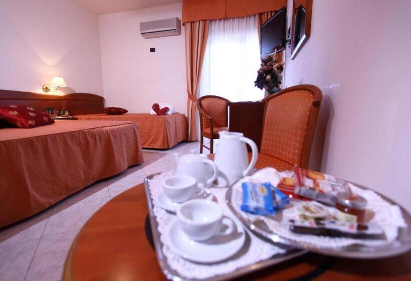 标准三人间, Za Maria