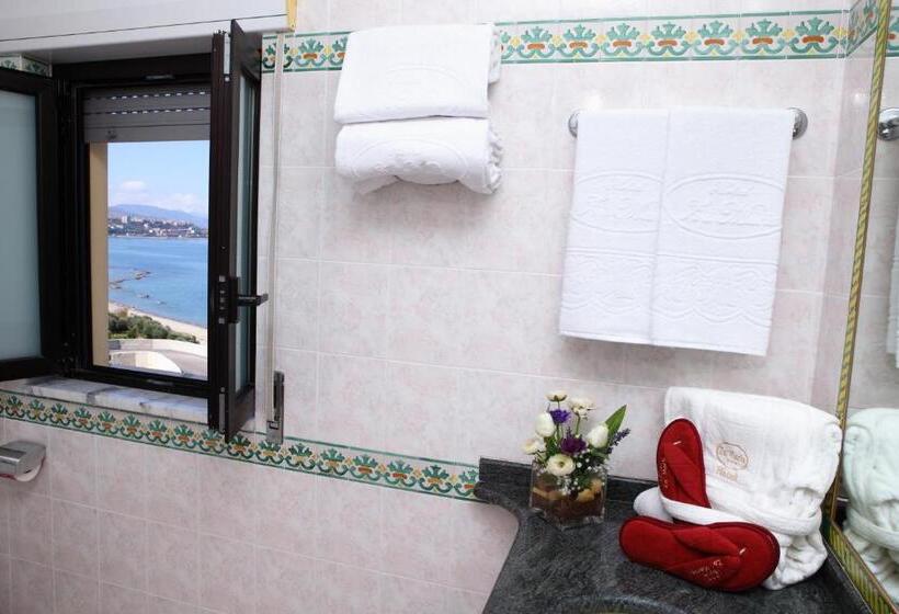 标准三人间, Za Maria