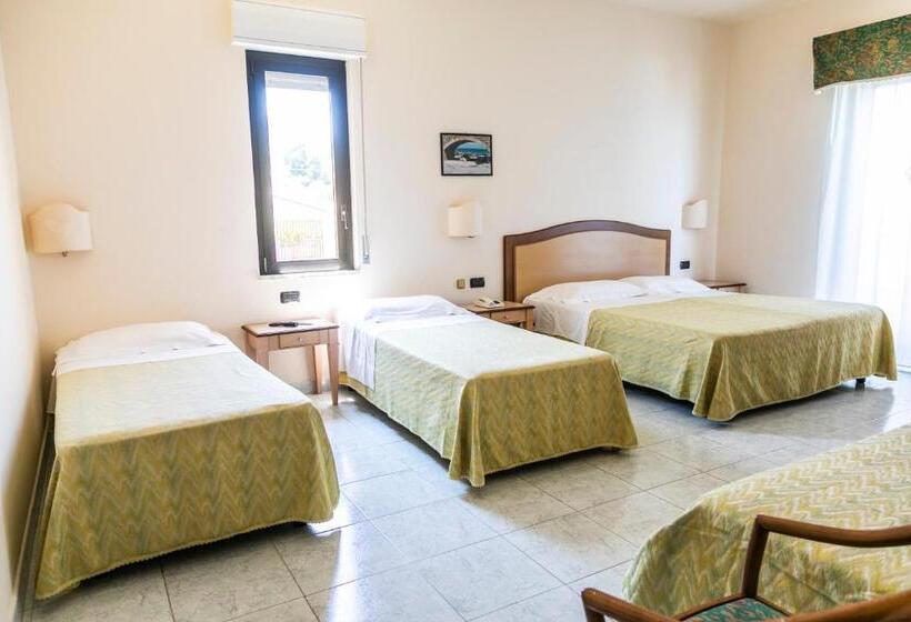 豪华海景房带阳台, Za Maria