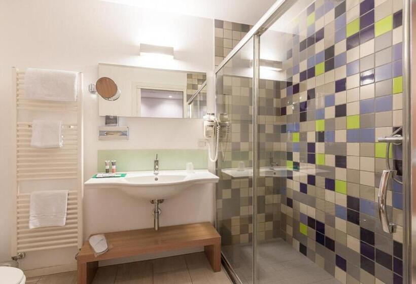 חדר קלאסי, Poggio Del Sole