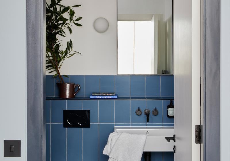 סוויטת 2 חדרי שינה, Beckett Locke