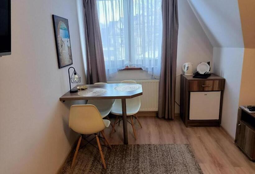 اتاق سوپریور, Słoneczny Dworek