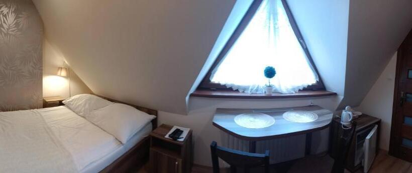 اتاق سوپریور, Słoneczny Dworek