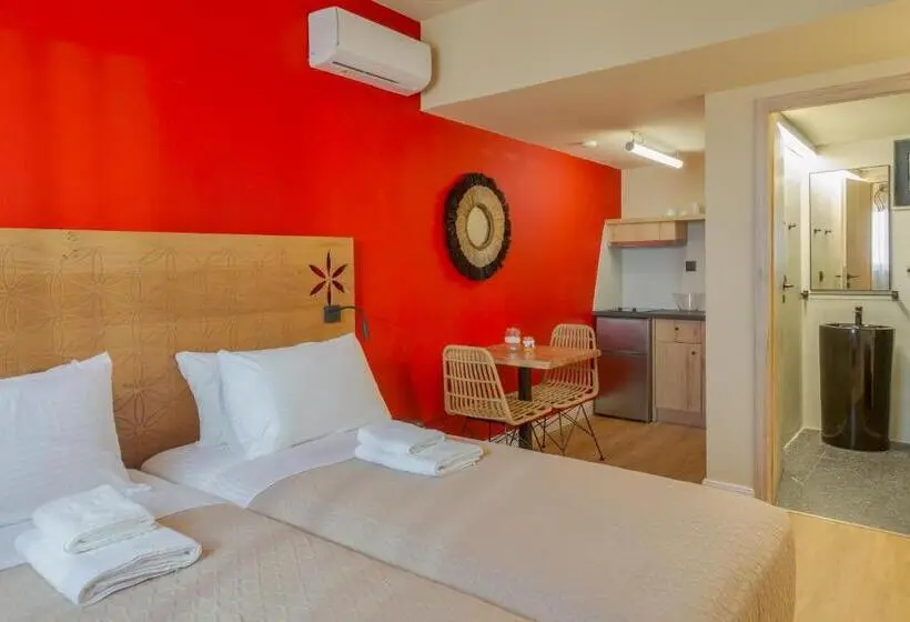 スタンダードスタジオ, Driades Luxury Apartments