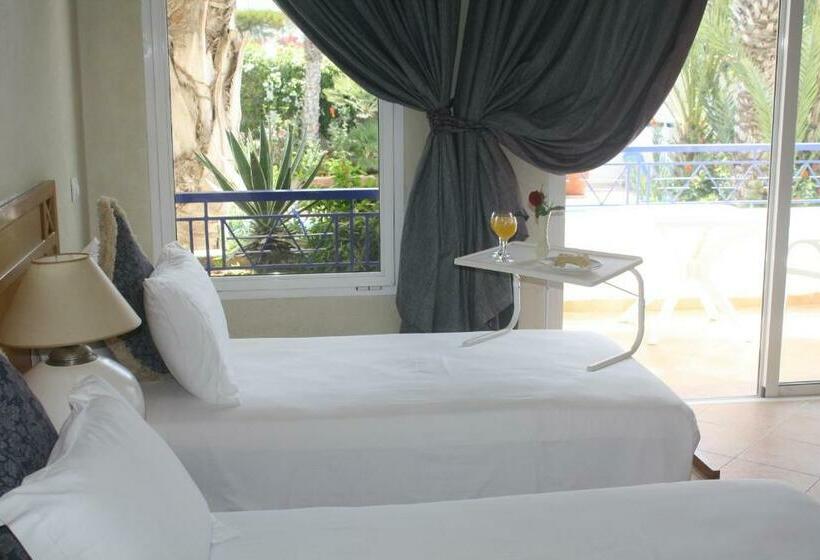 استودیوی استاندارد, Golden Beach Appart