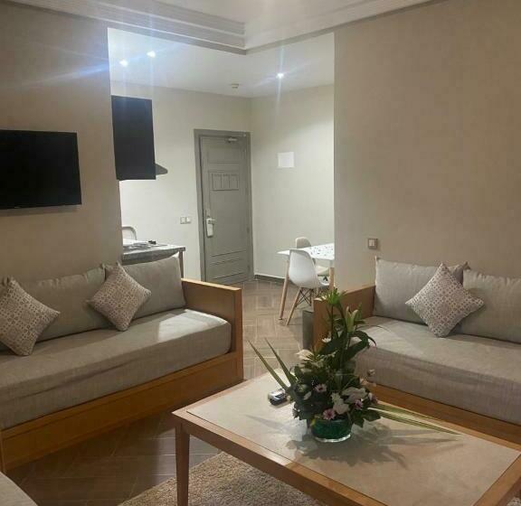 سوییت سوپریور با چشم‌انداز دریا, Golden Beach Appart