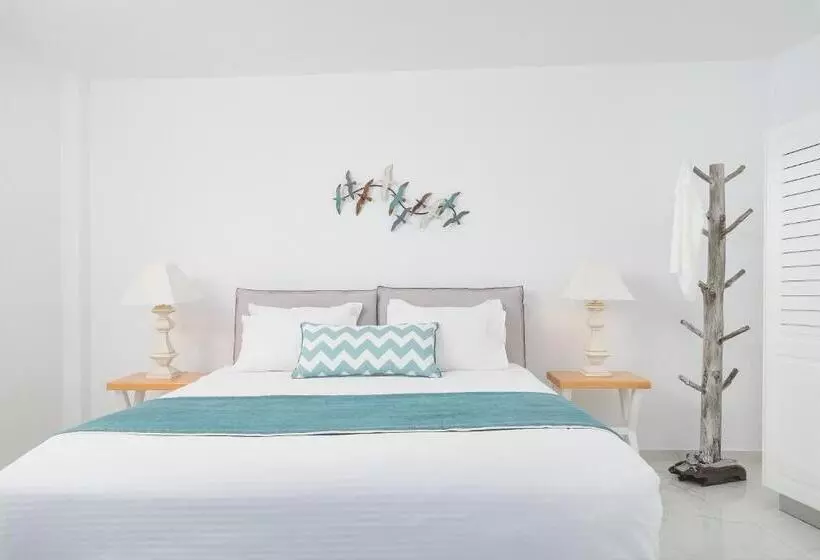 Superior suite with view, Agali Houses