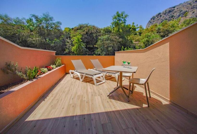 Comfort room with terrace, Al Pescatore