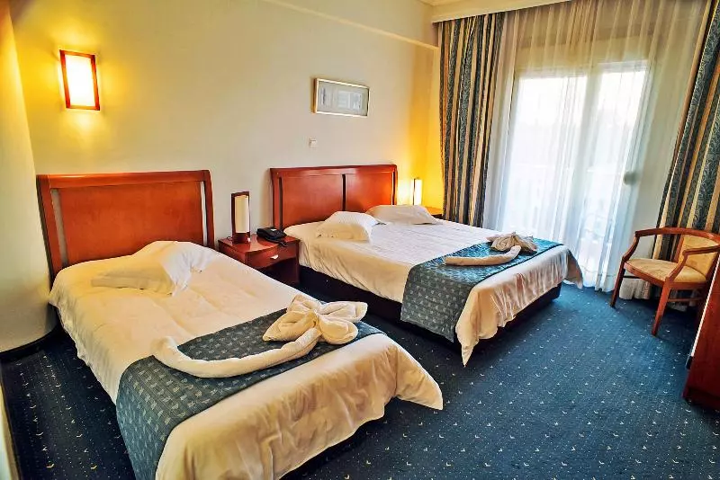 スタンダードトリプルルーム, Ambassador Hotel Thessaloniki