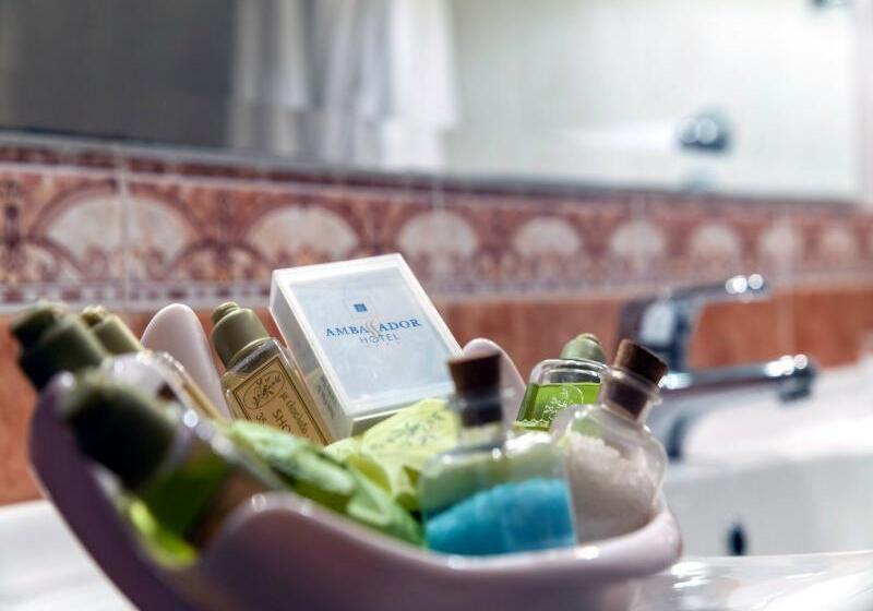 标准三人间, Ambassador Hotel Thessaloniki