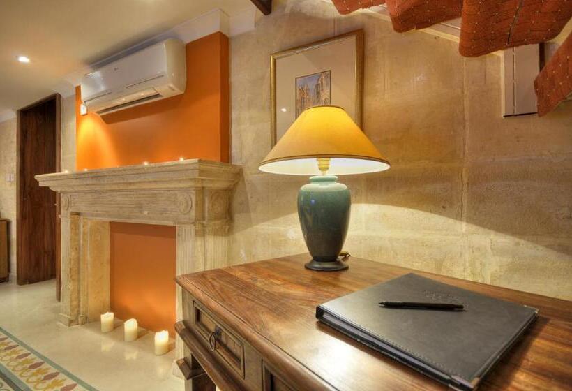 سوییت سوپریور, Ax Palazzo Capua