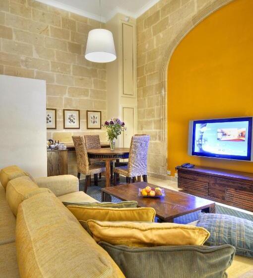 ویلای 1 خوابه, Ax Palazzo Capua