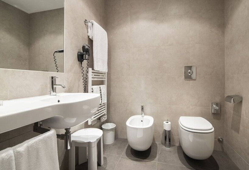 اتاق استاندارد, Capolago