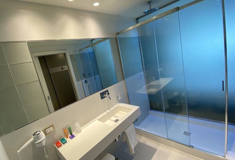 スタンダードルーム, Devero Hotel & Spa, Bw Signature Collection