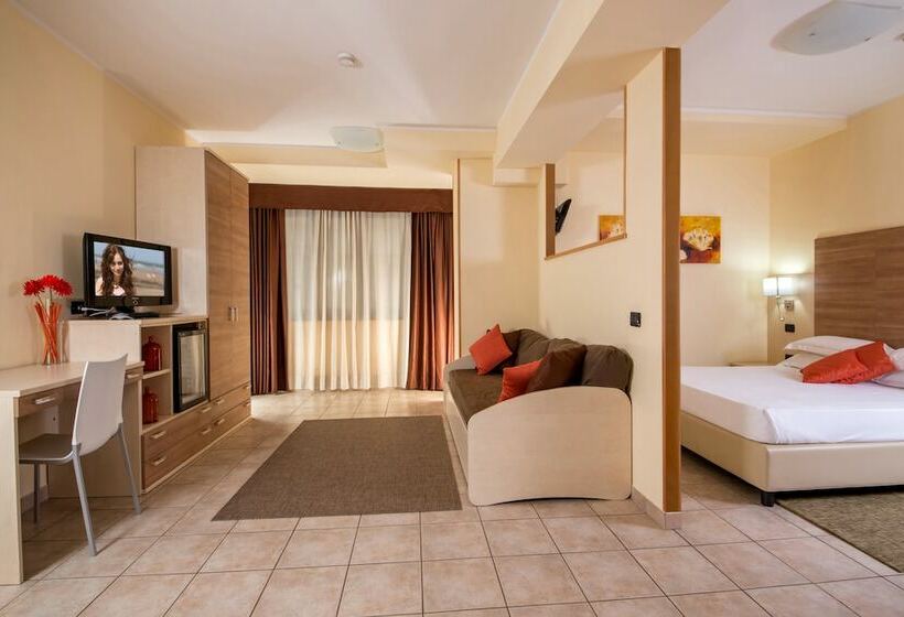 Camera Familiare, Domidea