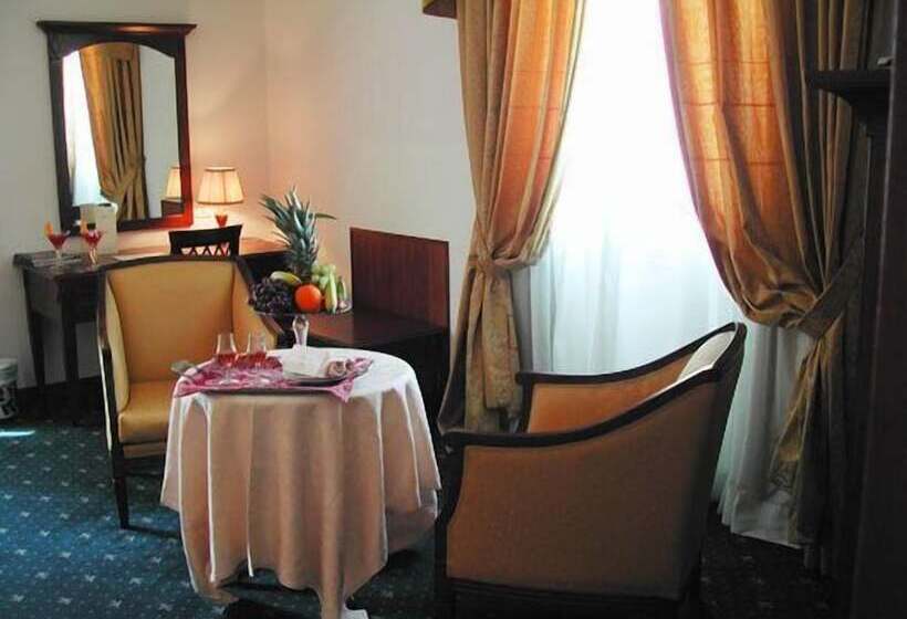 Номер Superior Вид на Море, Grand Hotel Palace