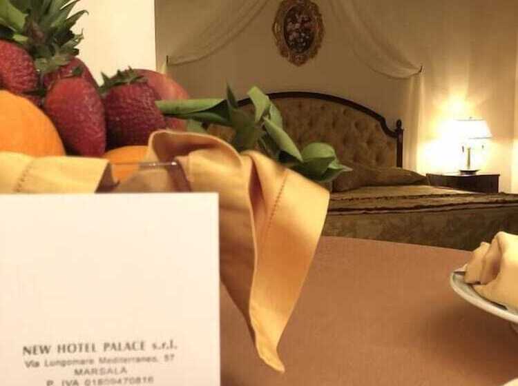 Люкс, Grand Hotel Palace