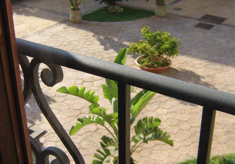 Номер Superior Вид на Сад, Grand Hotel Palace