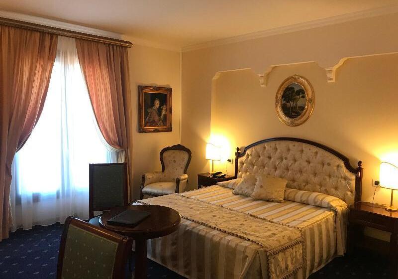 Номер Superior Вид на Сад, Grand Hotel Palace