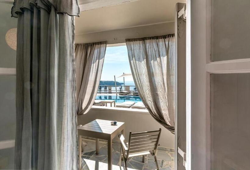 Suite Familiar, Grand View   Megalochori Santorini