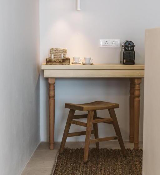 Suite amb Piscina, Grand View   Megalochori Santorini