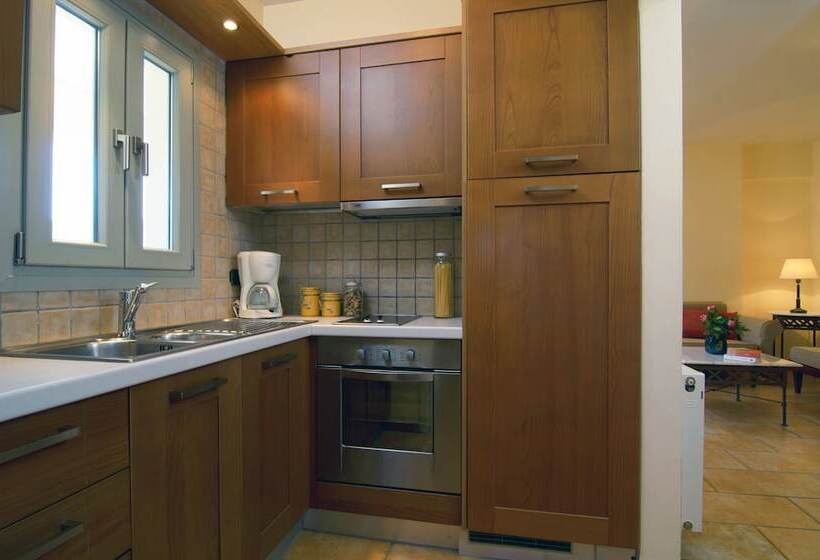 סוויטה, Harmony Hotel Apartments