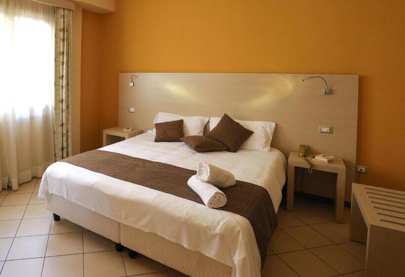 Классический Номер, Janus