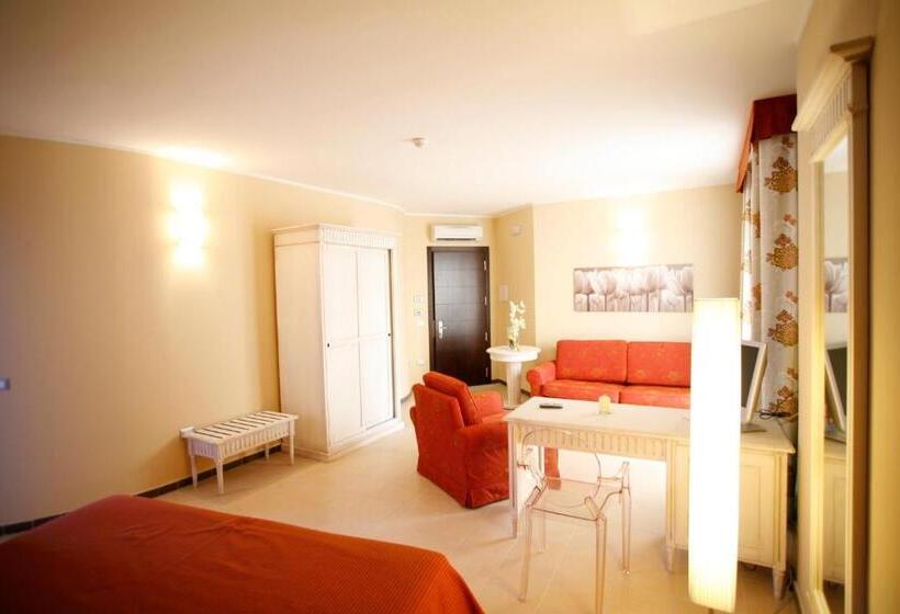 Полулюкс, Janus