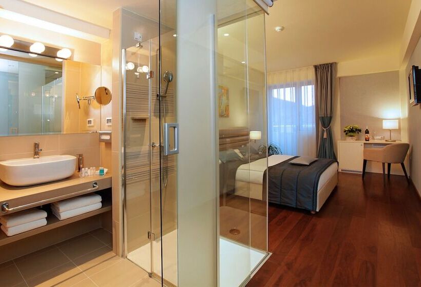 חדר סטנדרט, Korkyra