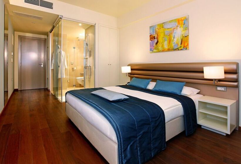 חדר סטנדרט, Korkyra