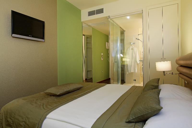 חדר סטנדרט יחיד, Korkyra